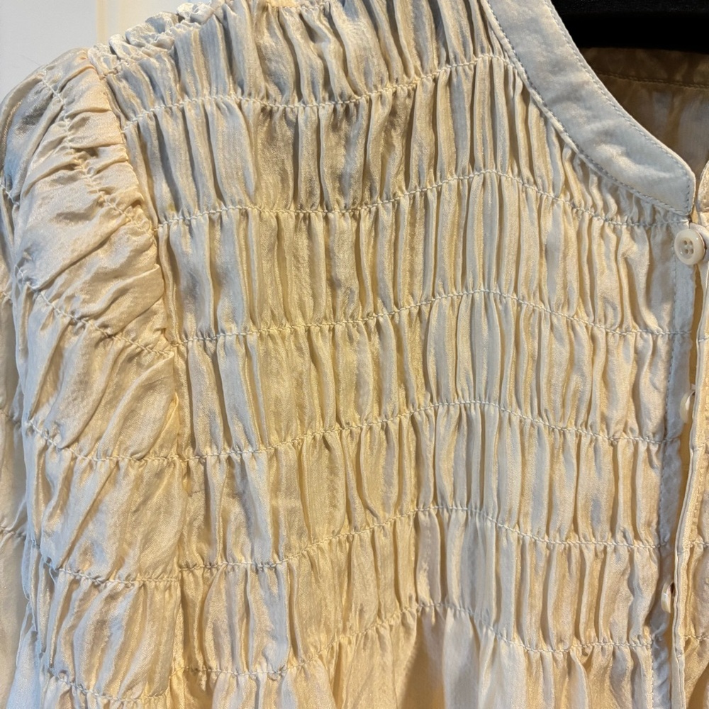 Frame Silk Cream Smocked Blouse - Picture 4 of 7